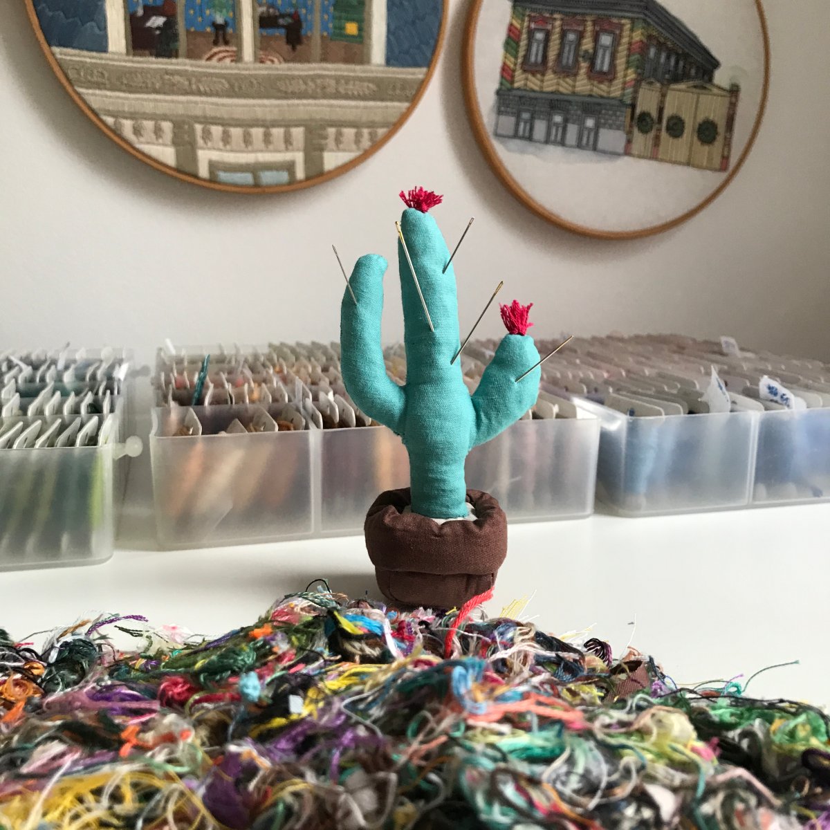 Cactus pin cushion with emery sand